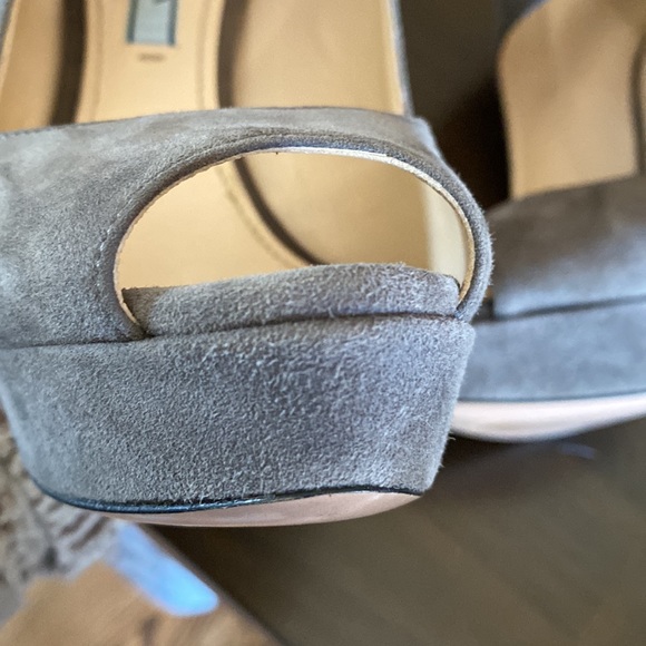 Authentic Prada platform heels - Picture 8 of 16